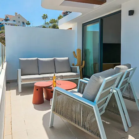 Modern 2 Bed With Access To Wellness Facilities Near