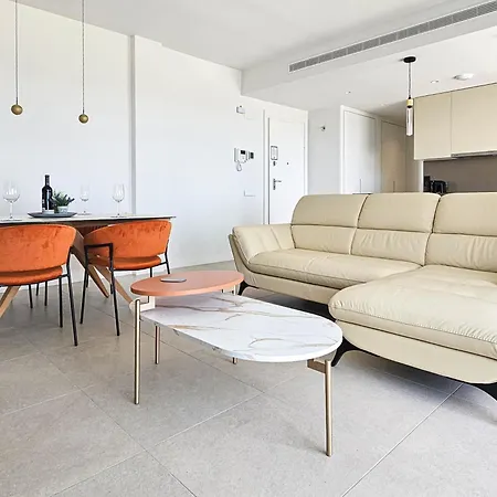 Modern 2 Bed With Access To Wellness Facilities Near * La Cala De Mijas